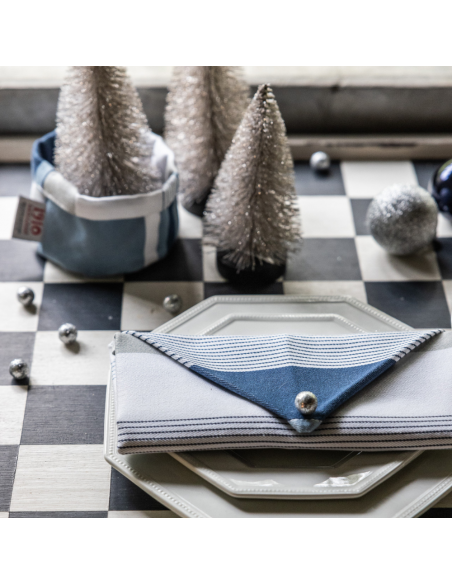 Cotton hemmed napkin