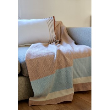 MENDIA Throw – Gingerbread 2